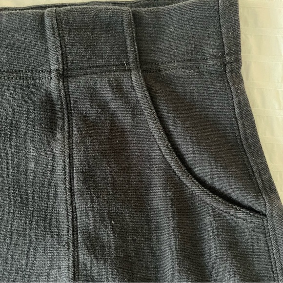 Horny Toad Skirt - Picture 4 of 7